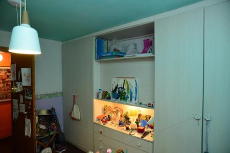 Casa à venda com 350m², 5 quartos e 3 vagasQuarto 2