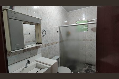 Casa para alugar com 150m², 2 quartos e 6 vagasBanheiro