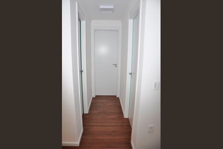 Apartamento para alugar com 69m², 2 quartos e 1 vagaDetalhe - Corredor Quartos