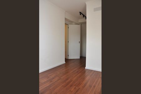 Apartamento para alugar com 69m², 2 quartos e 1 vagaDetalhe - Quarto 01 com Suíte e Closet