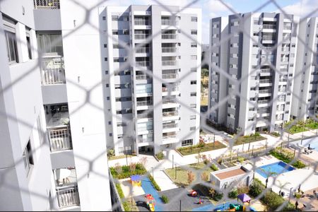 Apartamento para alugar com 69m², 2 quartos e 1 vagaDetalhe - Vista da Varanda da Sala e Sala de Jantar