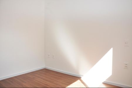 Apartamento para alugar com 69m², 2 quartos e 1 vagaDetalhe - Quarto 01 com Suíte e Closet