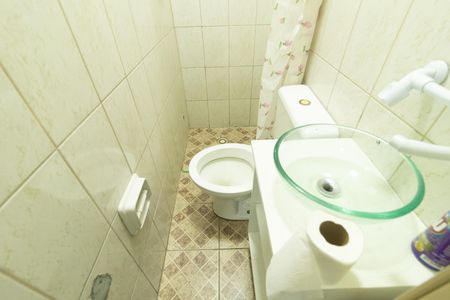Banheiro de kitnet/studio para alugar com 1 quarto, 35m² em Bosque da Saúde, São Paulo
