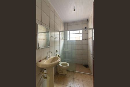 Casa para alugar com 80m², 2 quartos e sem vaga Casa para alugar com 80m², 2 quartos e sem vagaBanheiro