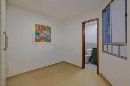 Apartamento à venda com 75m², 3 quartos e 1 vaga