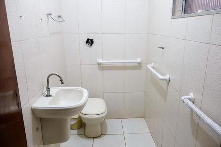 Casa para alugar com 90m², 2 quartos e 1 vaga Casa para alugar com 90m², 2 quartos e 1 vagaBanheiro 2