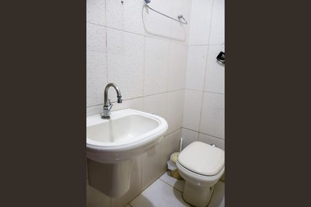 Casa para alugar com 90m², 2 quartos e 1 vaga Casa para alugar com 90m², 2 quartos e 1 vagaBanheiro 2