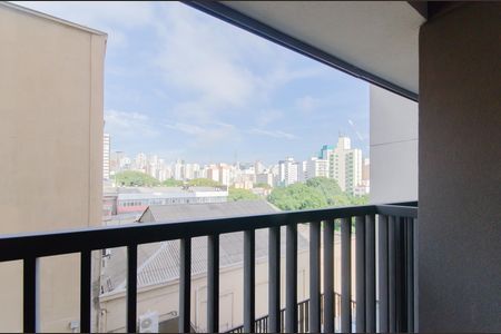 Varanda de kitnet/studio para alugar com 1 quarto, 20m² em Liberdade, São Paulo