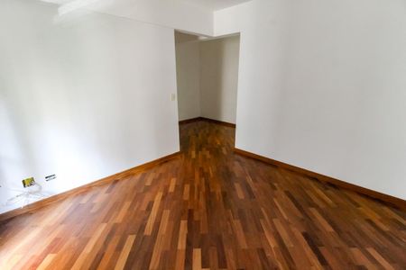 Apartamento para alugar com 112m², 3 quartos e 1 vaga Apartamento para alugar com 112m², 3 quartos e 1 vagaSuíte
