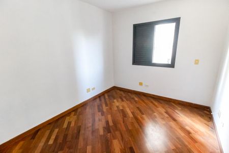 Apartamento para alugar com 112m², 3 quartos e 1 vaga Apartamento para alugar com 112m², 3 quartos e 1 vagaQuarto 2
