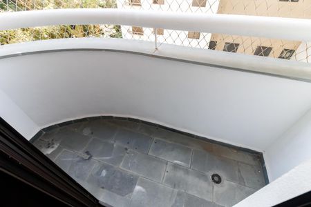 Apartamento para alugar com 112m², 3 quartos e 1 vaga Apartamento para alugar com 112m², 3 quartos e 1 vagaVaranda - Suíte