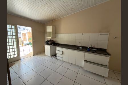 Apartamento para alugar com 100m², 2 quartos e sem vaga