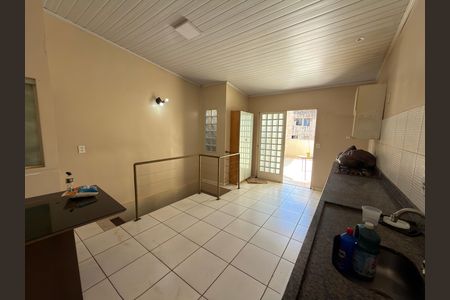 Apartamento para alugar com 100m², 2 quartos e sem vaga