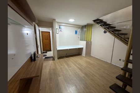 Apartamento para alugar com 2 quartos, 100m² em Guará, Brasília
