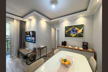 Sala de apartamento à venda com 3 quartos, 58m² em Piqueri, São Paulo