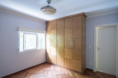 Casa de condomínio à venda com 670m², 4 quartos e 6 vagasFoto 15