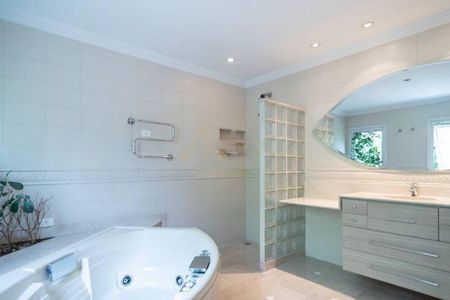 Casa de condomínio à venda com 670m², 4 quartos e 6 vagasFoto 13