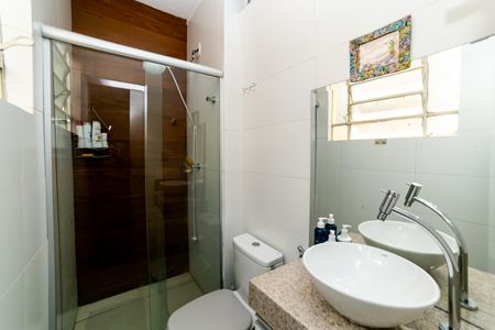 Apartamento à venda com 50m², 2 quartos e 1 vaga Apartamento à venda com 50m², 2 quartos e 1 vagaBanheiro da Suíte