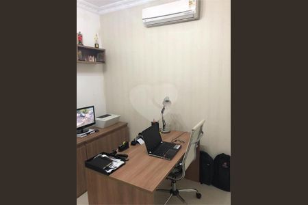 Casa à venda com 320m², 4 quartos e 12 vagas