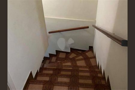 Casa à venda com 2 quartos, 130m² em Vila Nhocuné, São Paulo