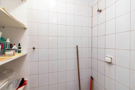 Apartamento à venda com 70m², 2 quartos e 1 vagaBanheiro de Serviço