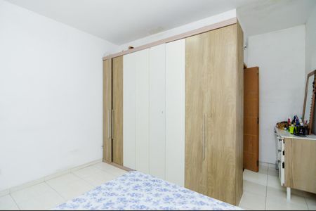 Casa à venda com 200m², 3 quartos e 2 vagasQuarto 3 - Suíte