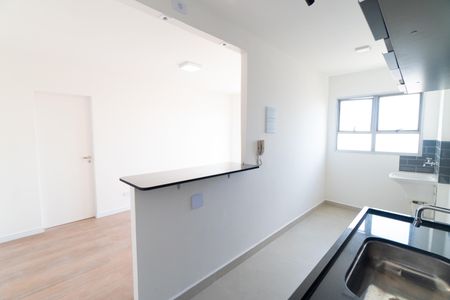 Apartamento à venda com 43m², 1 quarto e 1 vaga Apartamento à venda com 43m², 1 quarto e 1 vagaCozinha e Área de Serviço