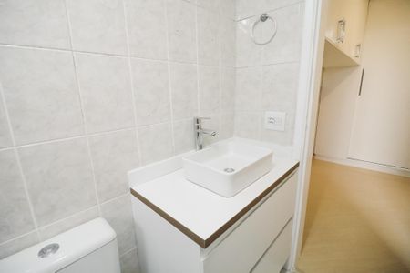 Apartamento para alugar com 78m², 3 quartos e 1 vaga Apartamento para alugar com 78m², 3 quartos e 1 vagaBanheiro da Suíte