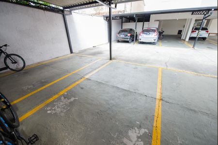 Garagem de apartamento para alugar com 2 quartos, 68m² em Jardim da Luz, Taubaté