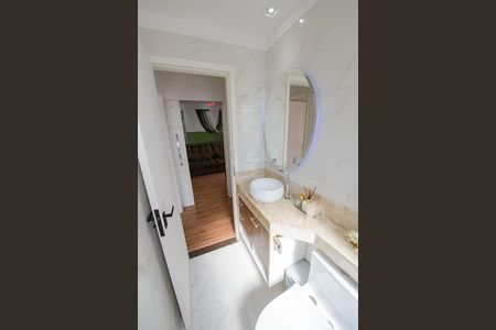 Apartamento para alugar com 68m², 2 quartos e 1 vaga Apartamento para alugar com 68m², 2 quartos e 1 vagaBanheiro Social