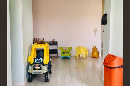 Apartamento à venda com 83m², 2 quartos e 1 vaga