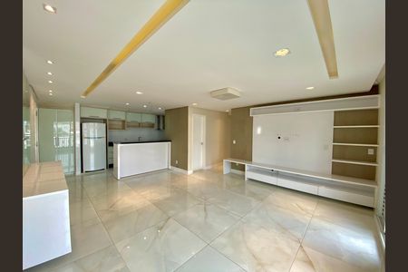 Apartamento à venda com 83m², 2 quartos e 1 vaga