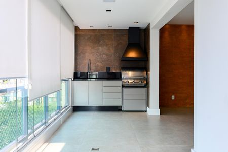 Apartamento à venda com 119m², 2 quartos e 2 vagas Apartamento à venda com 119m², 2 quartos e 2 vagasVaranda da Sala