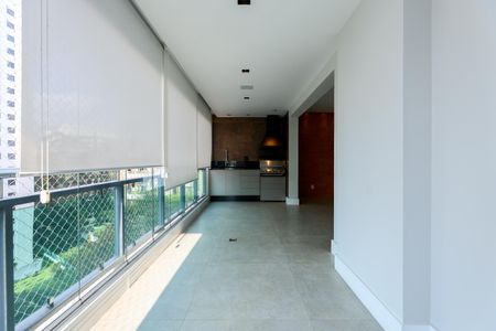 Apartamento à venda com 119m², 2 quartos e 2 vagas Apartamento à venda com 119m², 2 quartos e 2 vagasVaranda da Sala