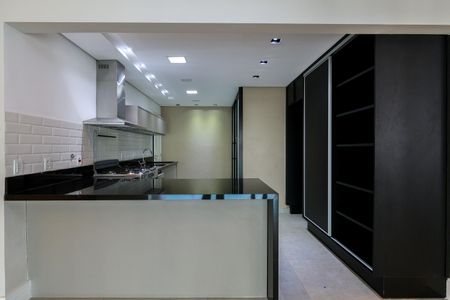 Apartamento à venda com 119m², 2 quartos e 2 vagas Apartamento à venda com 119m², 2 quartos e 2 vagasCozinha