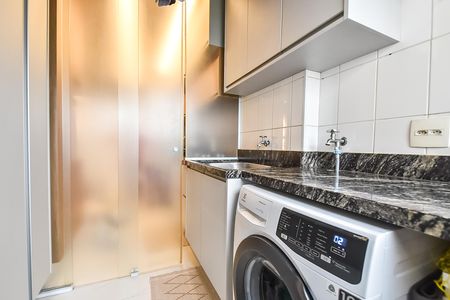 Apartamento à venda com 94m², 2 quartos e 2 vagasÁrea de serviço