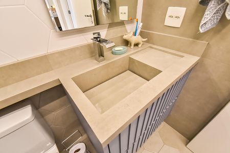 Apartamento à venda com 94m², 2 quartos e 2 vagasBanheiro social