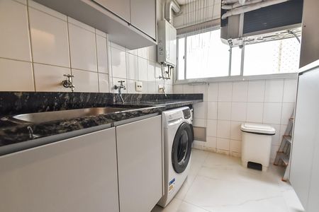 Apartamento à venda com 94m², 2 quartos e 2 vagasÁrea de serviço
