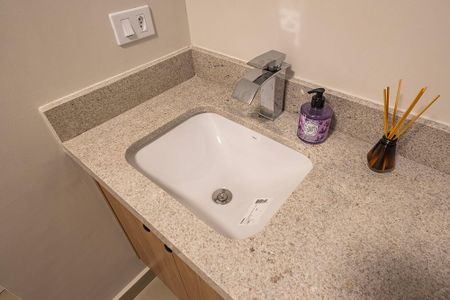 Apartamento à venda com 97m², 3 quartos e 1 vaga Apartamento à venda com 97m², 3 quartos e 1 vagaBanheiro