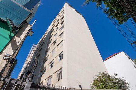 Apartamento à venda com 97m², 3 quartos e 1 vaga Apartamento à venda com 97m², 3 quartos e 1 vagaFachada