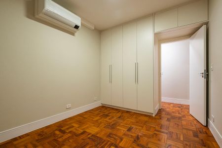 Apartamento à venda com 97m², 3 quartos e 1 vaga Apartamento à venda com 97m², 3 quartos e 1 vagaQuarto 3