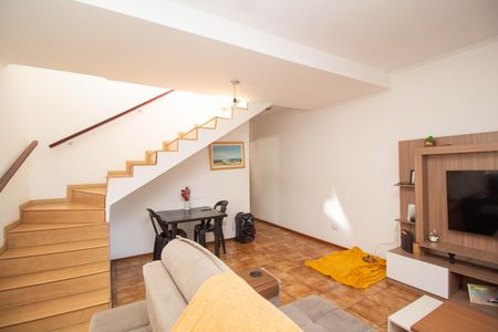 Casa à venda com 125m², 3 quartos e 2 vagasSala