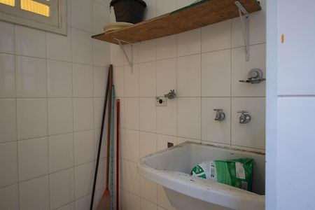 Casa à venda com 166m², 3 quartos e 2 vagas Área de Serviço