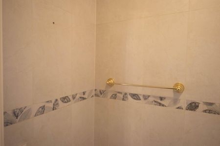Casa à venda com 166m², 3 quartos e 2 vagasBanheiro 1