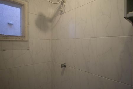 Casa à venda com 166m², 3 quartos e 2 vagasBanheiro 4