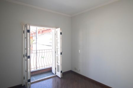 Casa à venda com 166m², 3 quartos e 2 vagasSuíte 