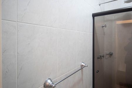Casa à venda com 166m², 3 quartos e 2 vagasBanheiro 3