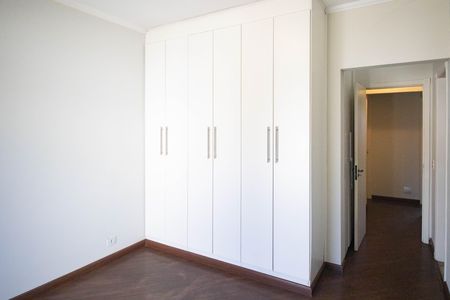 Casa à venda com 166m², 3 quartos e 2 vagasSuíte 