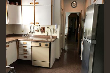 Apartamento à venda com 269m², 3 quartos e 4 vagas