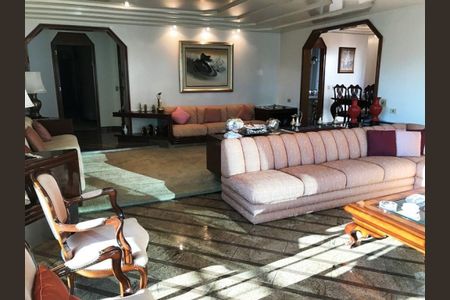 Apartamento à venda com 269m², 3 quartos e 4 vagas